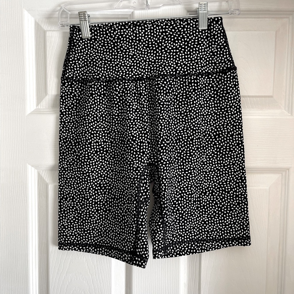 Buff Bunny Legacy Bike shorts in black bossy print